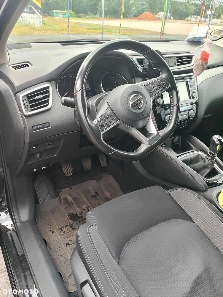 Nissan Qashqai - 11