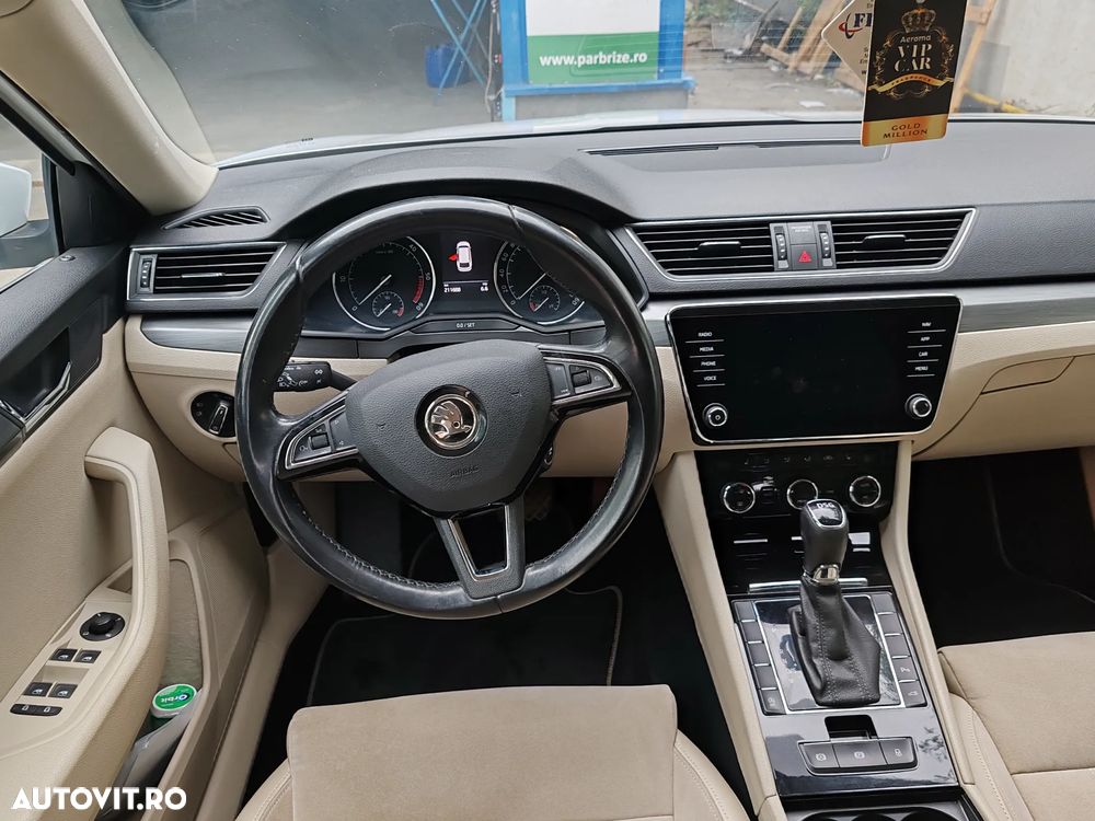 Skoda Superb 2.0 TDI DSG Ambition - 5