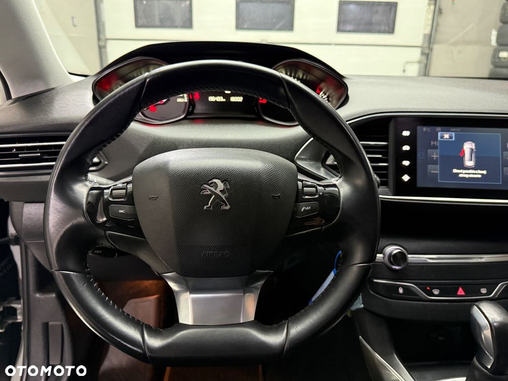 Peugeot 308 - 18