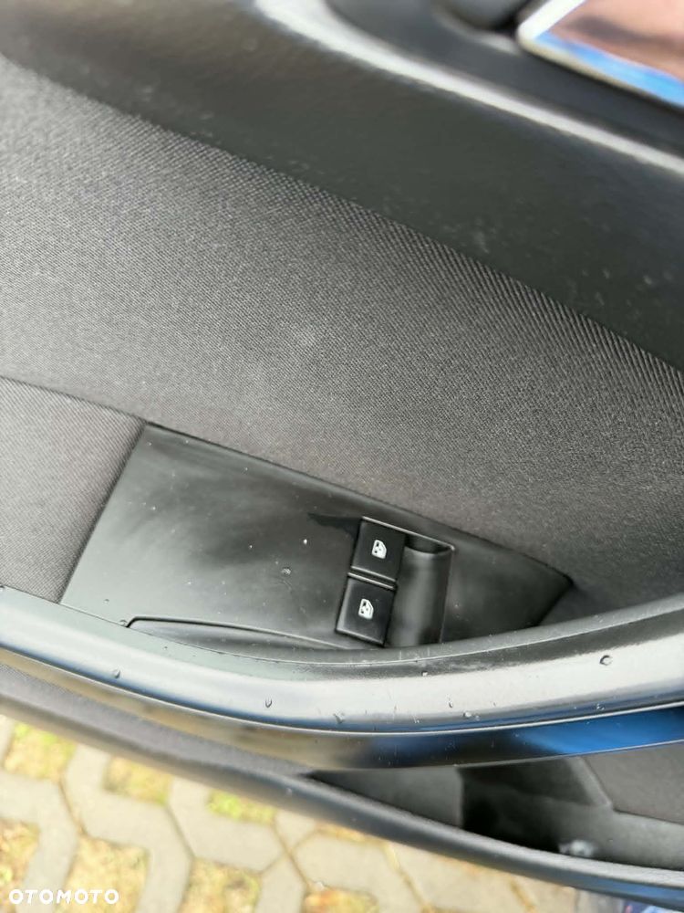 Opel Astra 1.4 Turbo Color Edition - 11