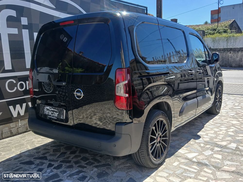 Opel COMBO 3L - 7