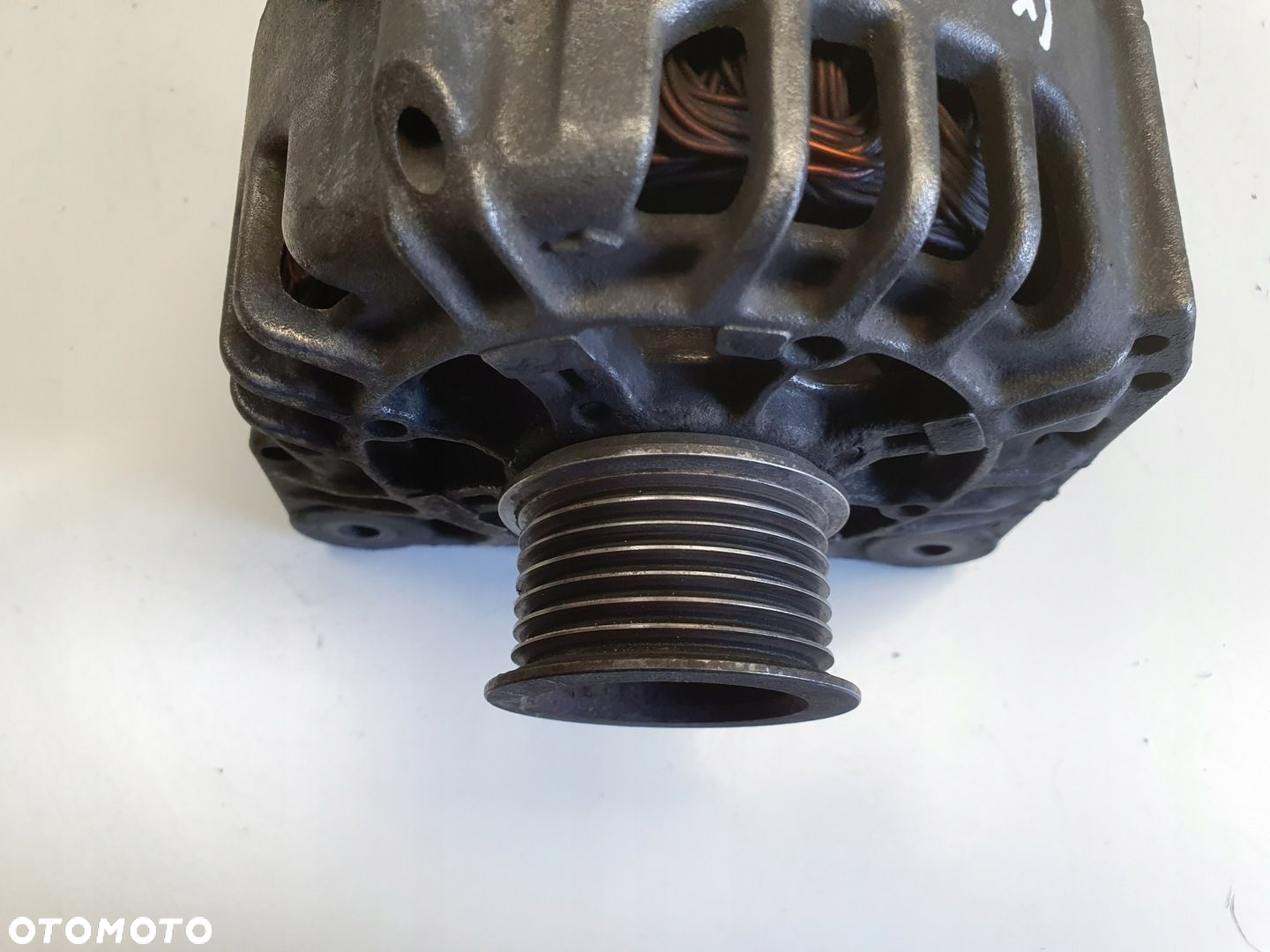 Nissan Primera P12 1.9 DCI ALTERNATOR 8200495305 valeo 125A - 8