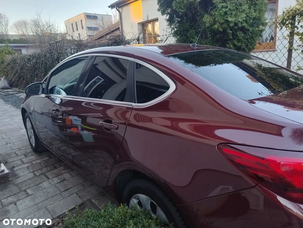 Opel Astra 1.4 T Active EU6 - 4