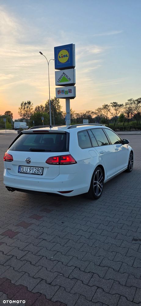 Volkswagen Golf - 3
