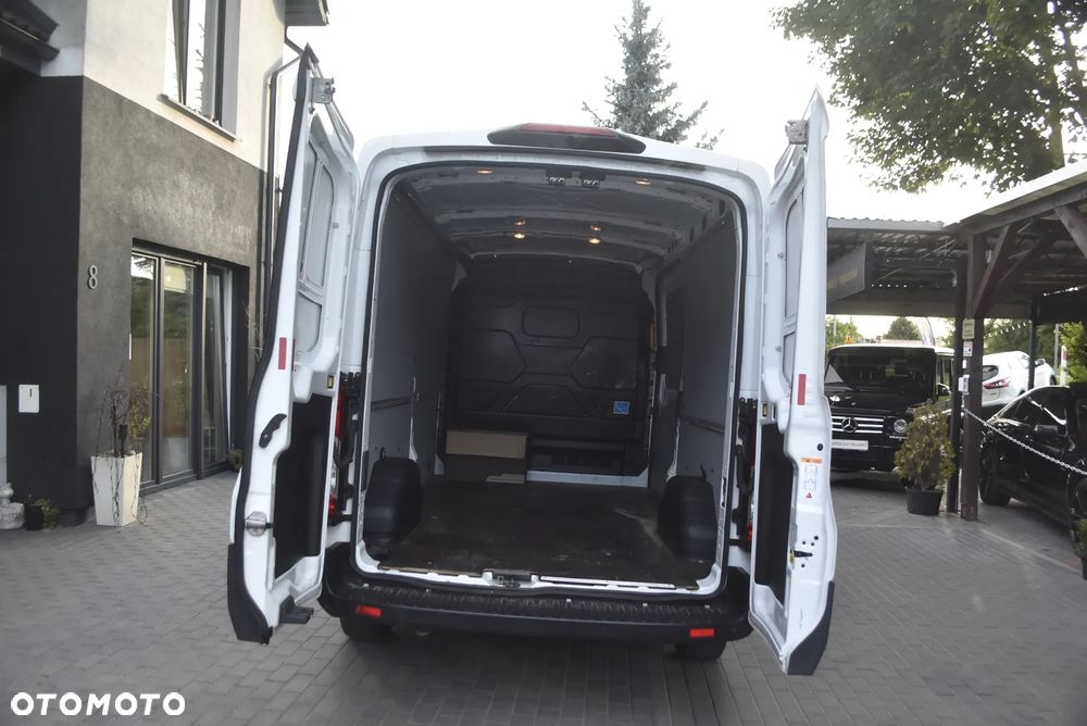 Ford Transit - 10