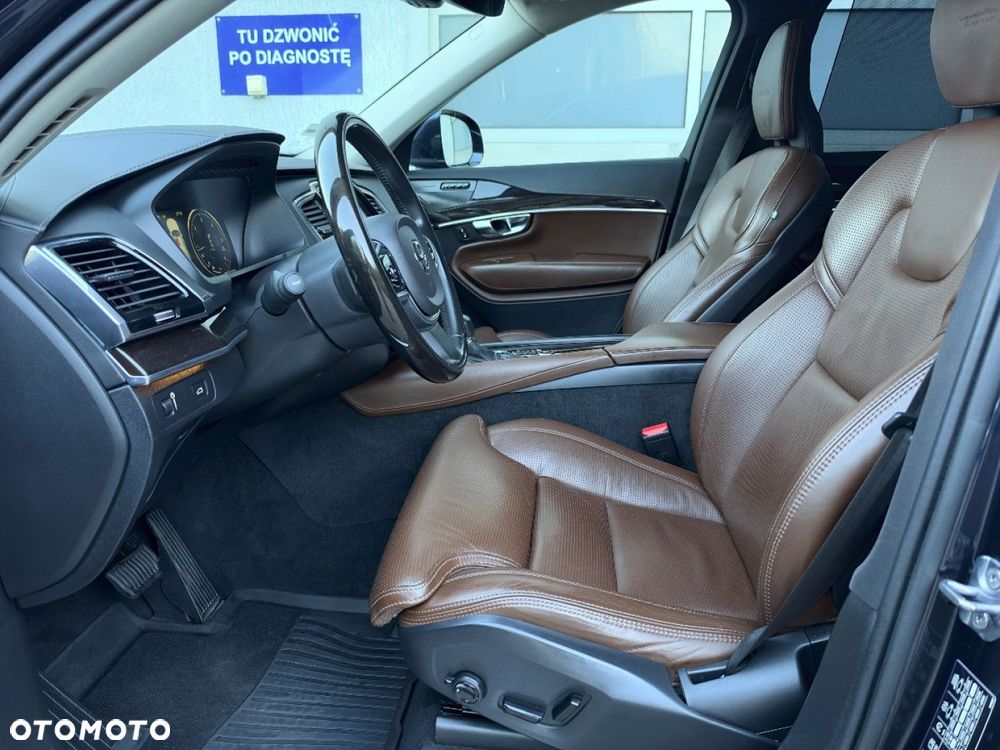 Volvo XC 90 - 18