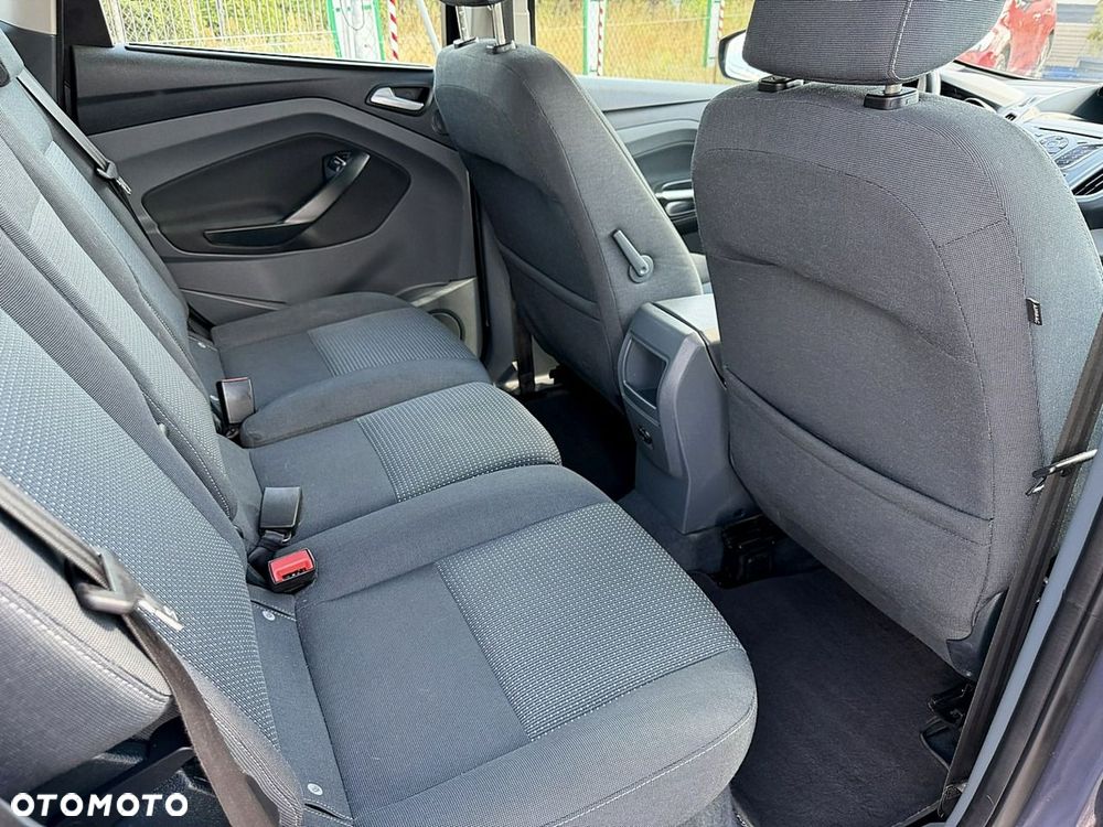 Ford C-MAX - 13