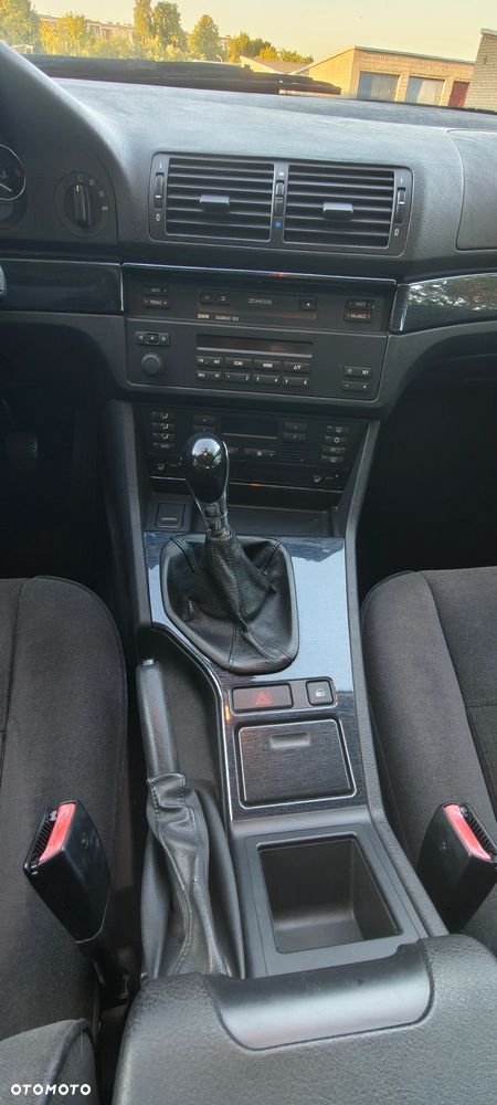 BMW Seria 5 - 11