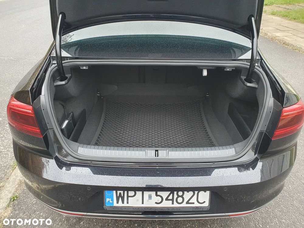 Volkswagen Passat 2.0 TSI Elegance DSG - 13