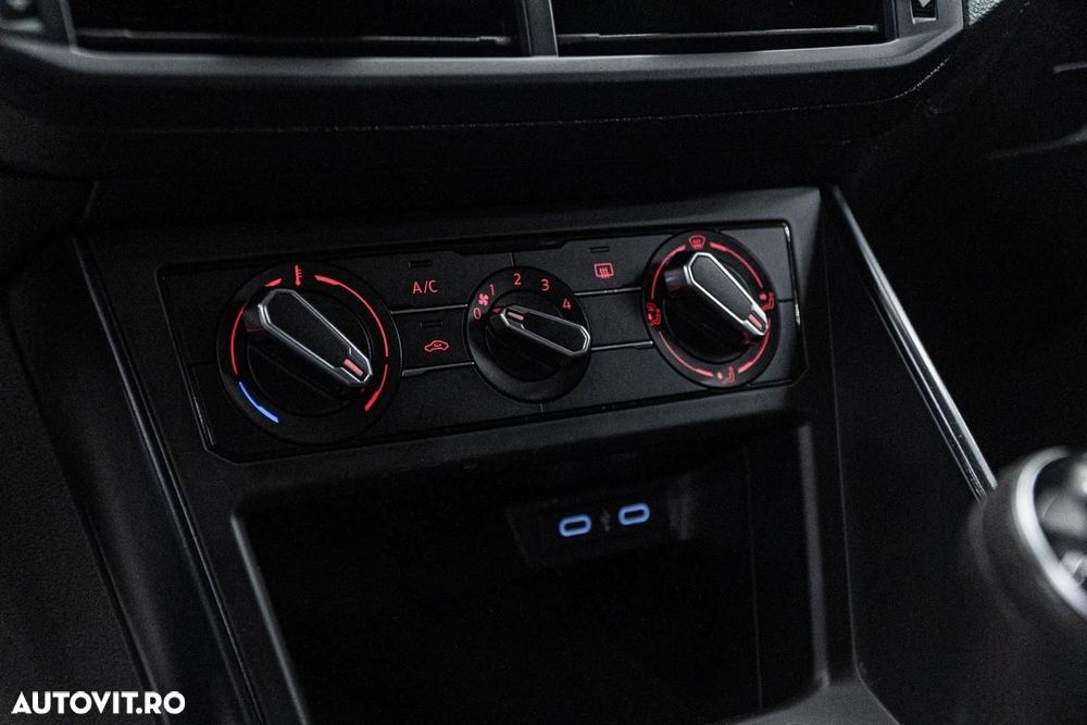 Volkswagen Polo 1.0 Comfortline - 12