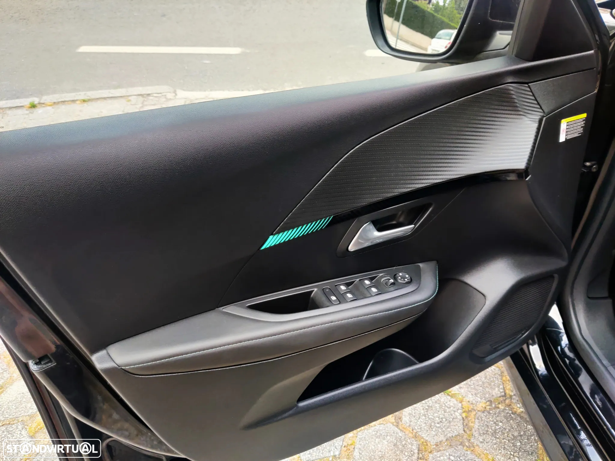 Peugeot e-208 50 kWh Allure - 19