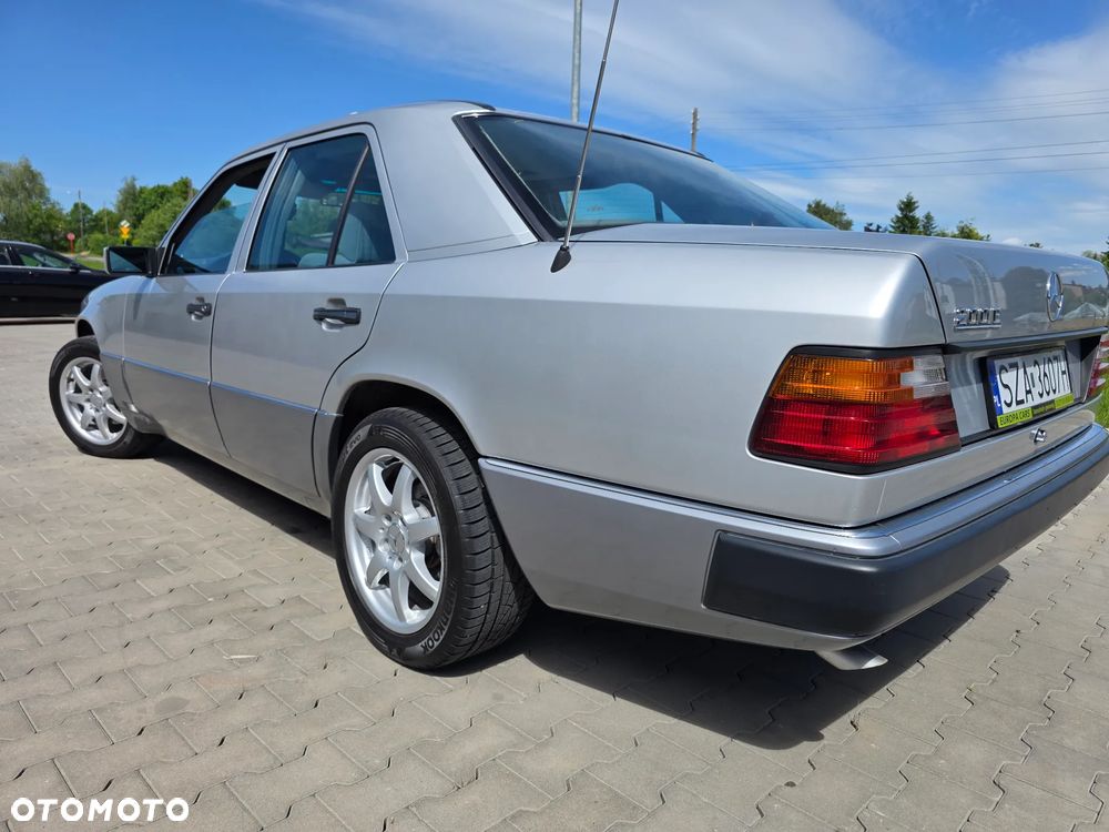 Mercedes-Benz W124 (1984-1993) - 5