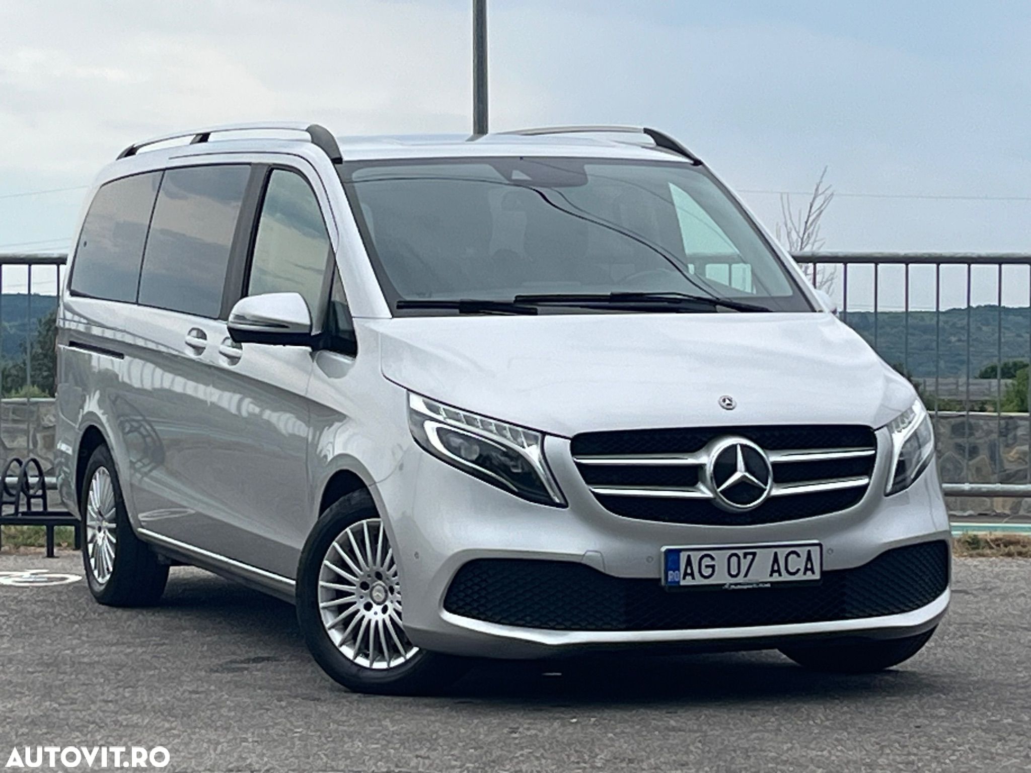 Mercedes-Benz V 220 d Combi Lung 163 CP RWD 9AT Avantgarde - 1