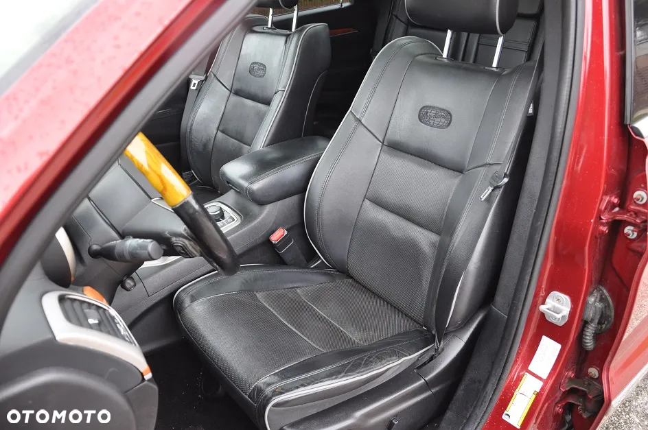 Jeep Grand Cherokee - 15