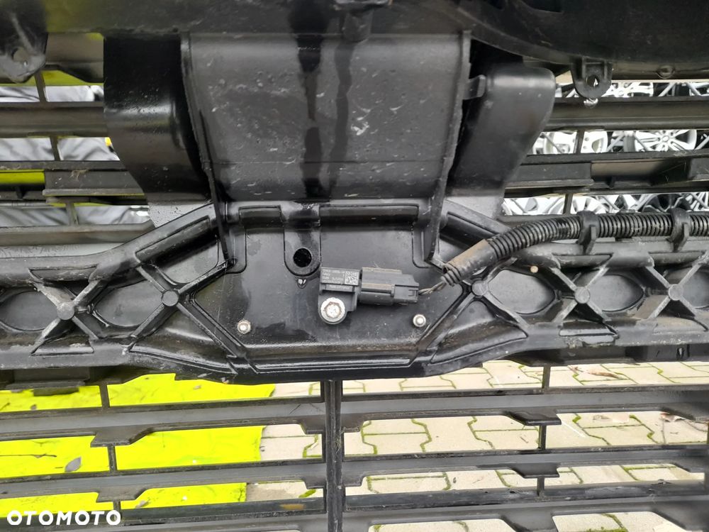 Zderzak przód Ford Transit MK8 - 10