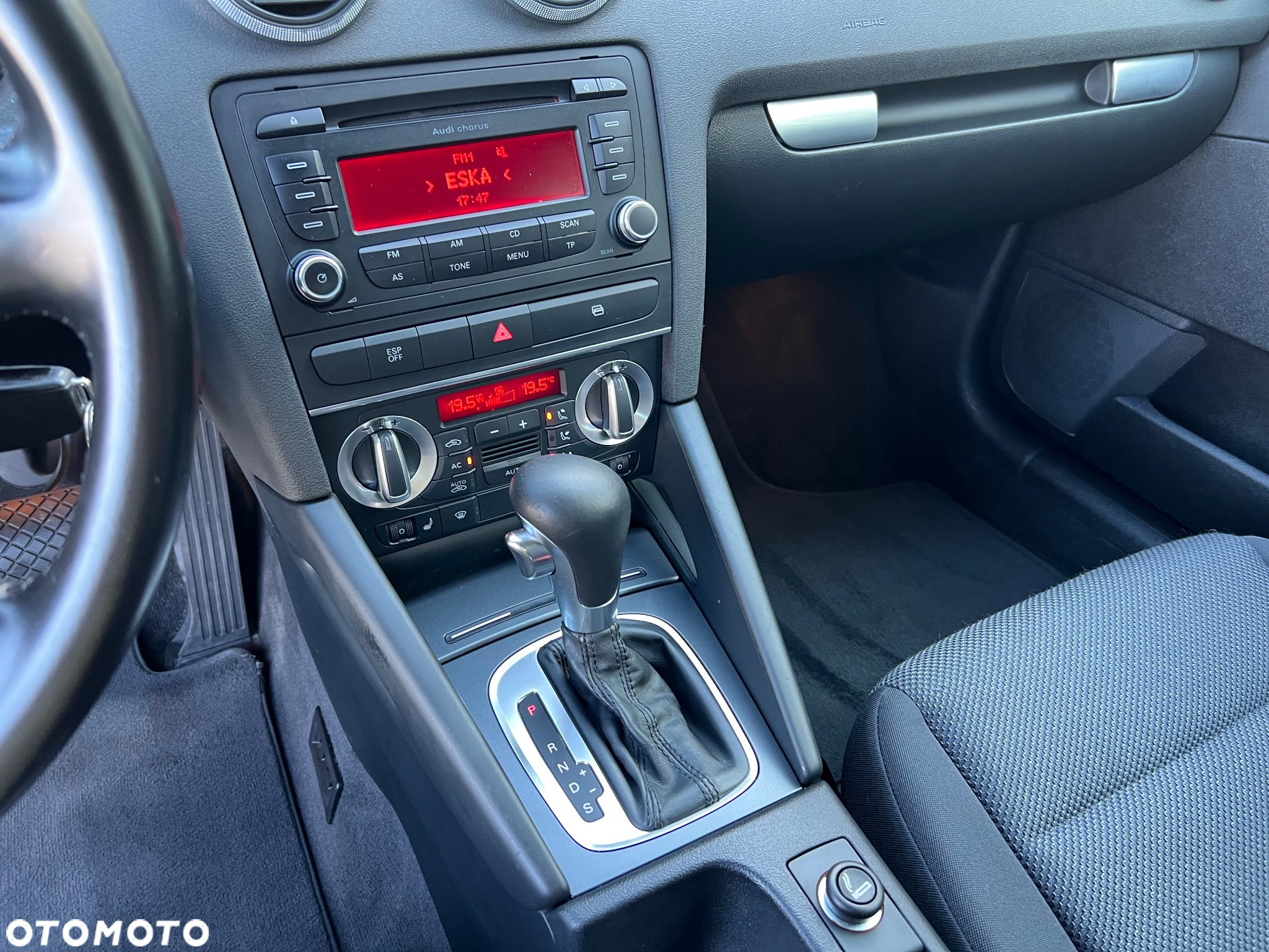 Audi A3 1.6 Ambiente S tronic - 13