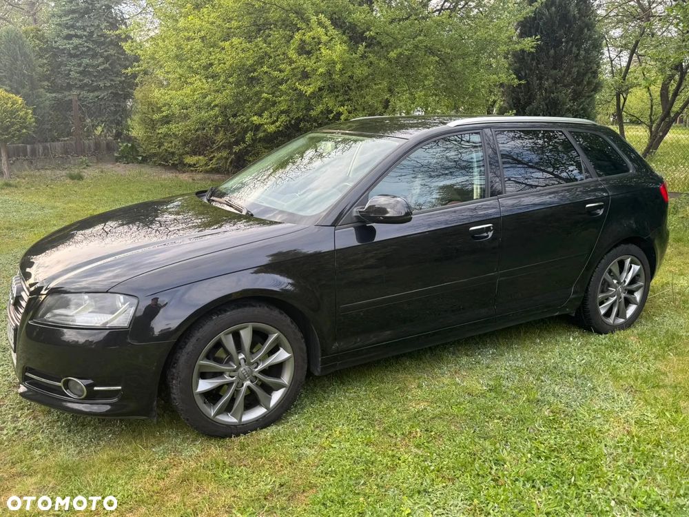 Audi A3 Sportback 1.6 TDI Ambiente - 4