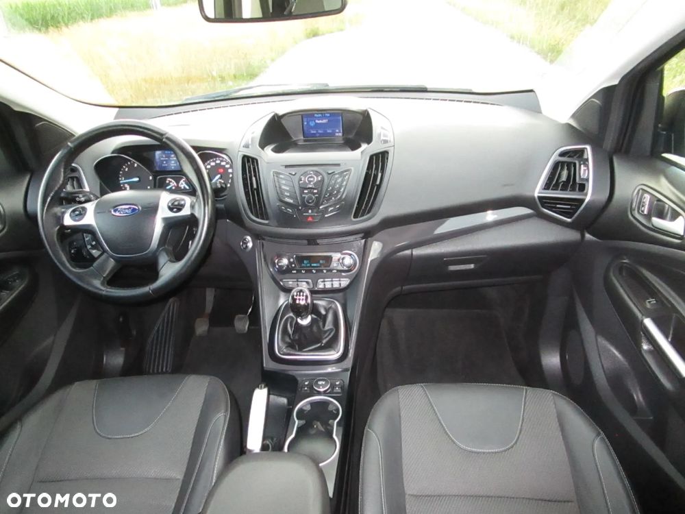 Ford Kuga 2.0 TDCi 2x4 Business Edition - 34