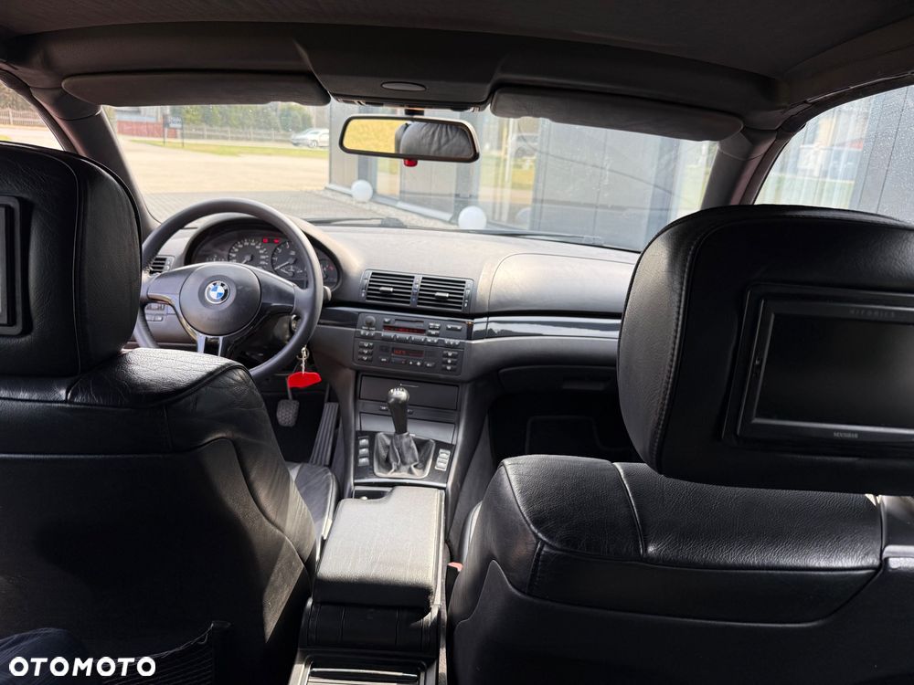 BMW Seria 3 323i - 13