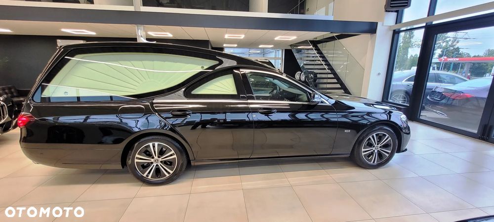 Mercedes-Benz Klasa E 200 Exclusive - 9