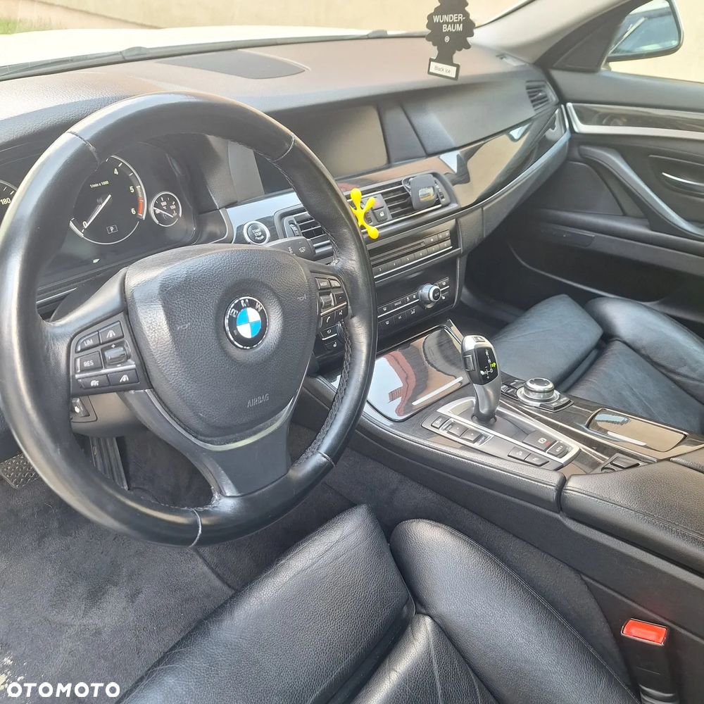 BMW Seria 5 530d Sport-Aut - 9
