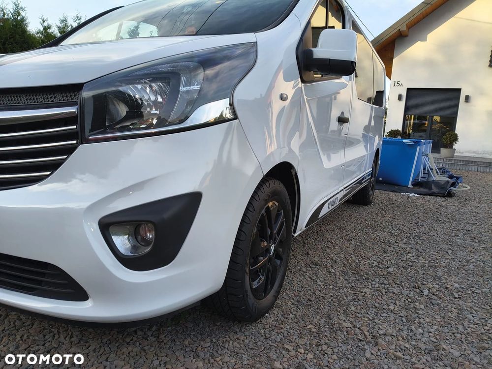 Opel Vivaro L2H1 2.9t Sport - 22