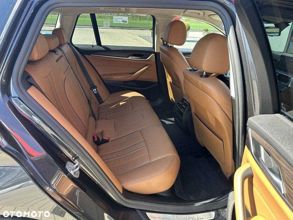 BMW Seria 5 520d Luxury Line - 15