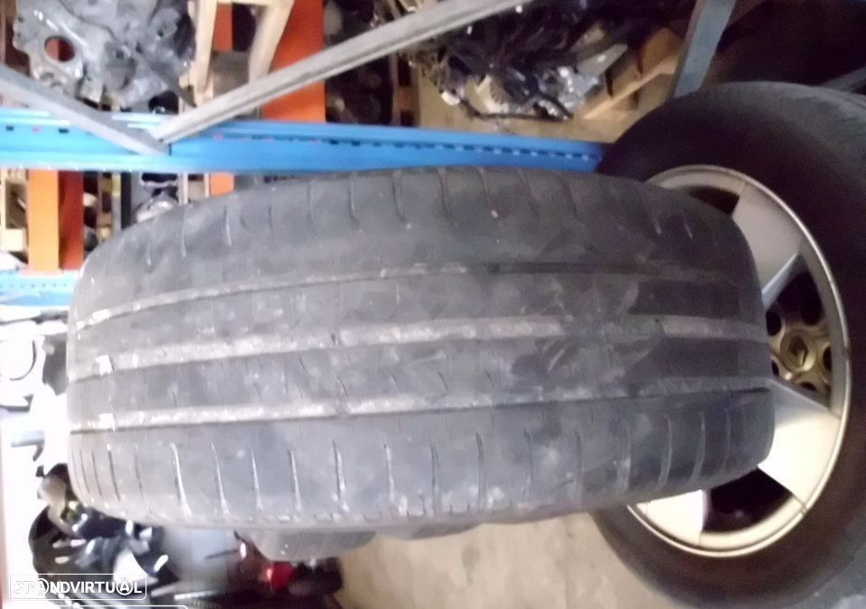Conjunto Pneus e Jantes Renault - 205/55/R16 - 2