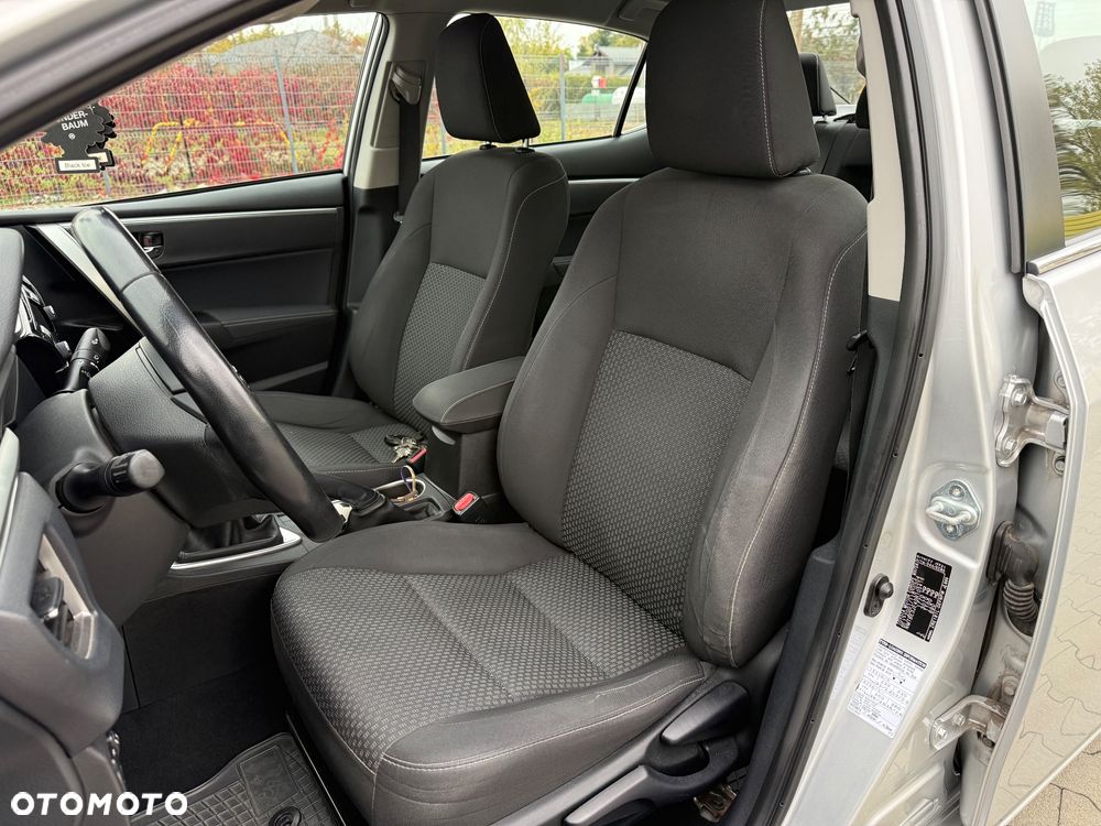 Toyota Corolla 1.6 Premium - 15