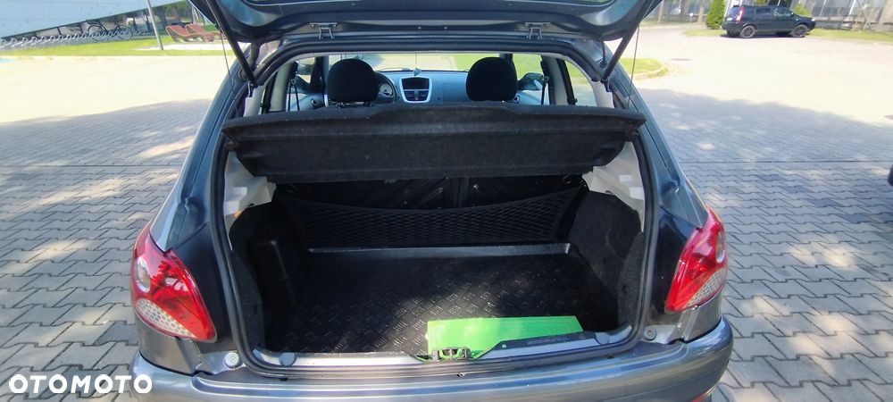 Peugeot 206 plus - 14