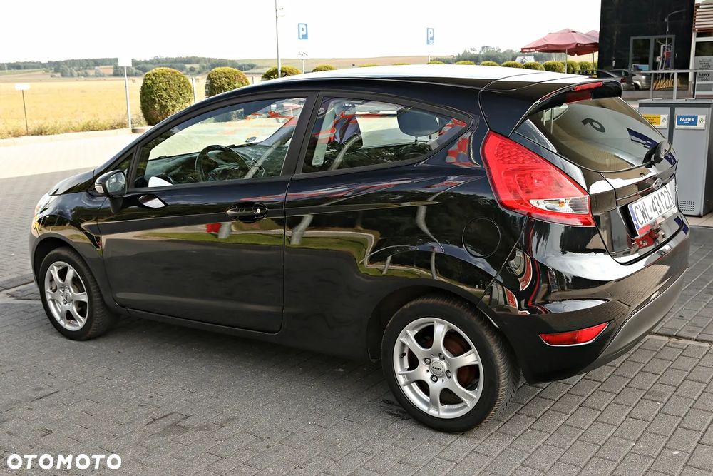 Ford Fiesta 1.25 Trend - 22