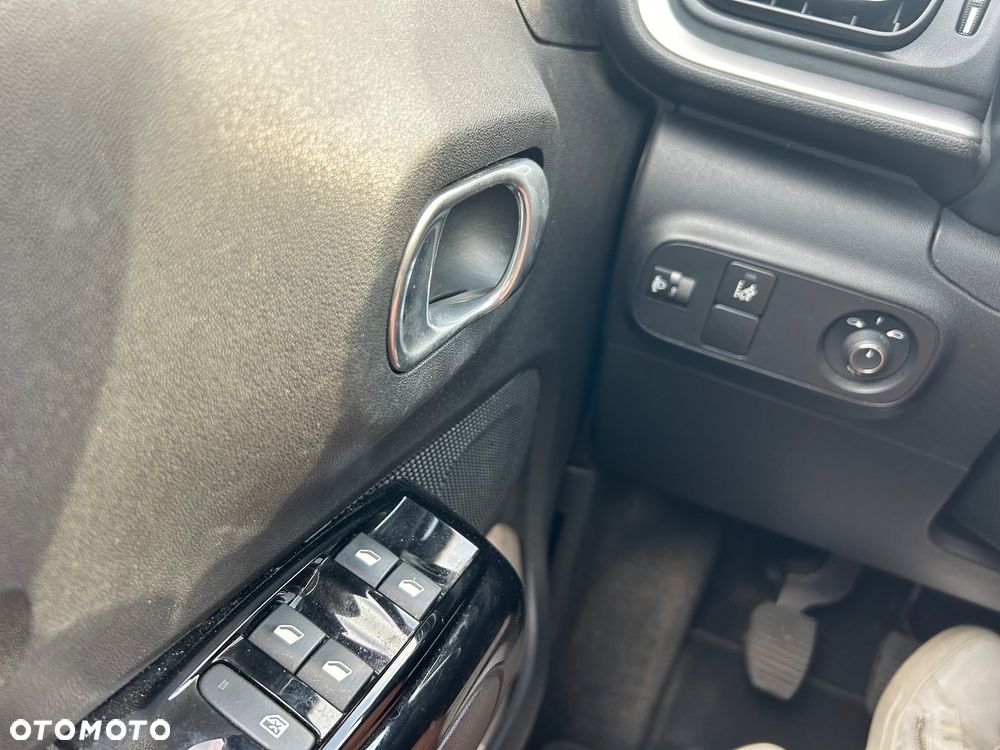 Citroën C3 1.5 BlueHDi Shine S&S - 20