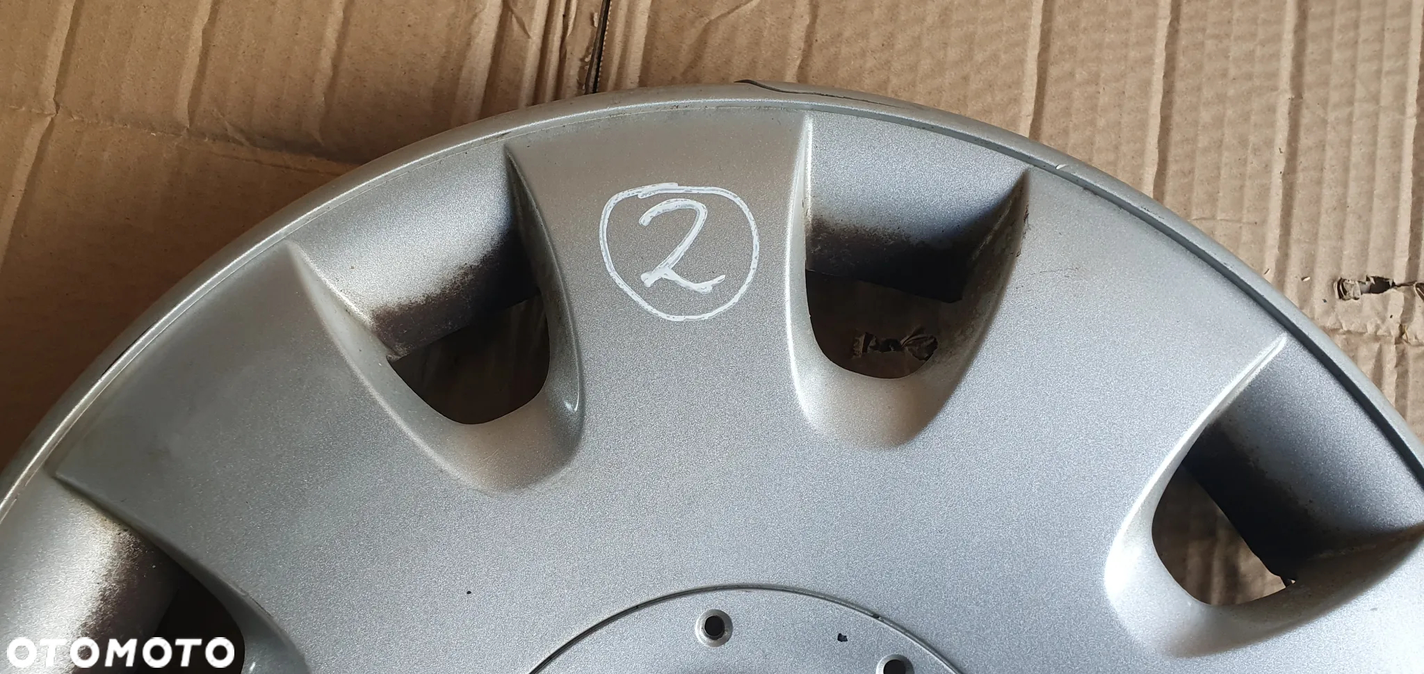 Dekielek kołpak kapsel 15" VW Touran 1T0601147 - 9