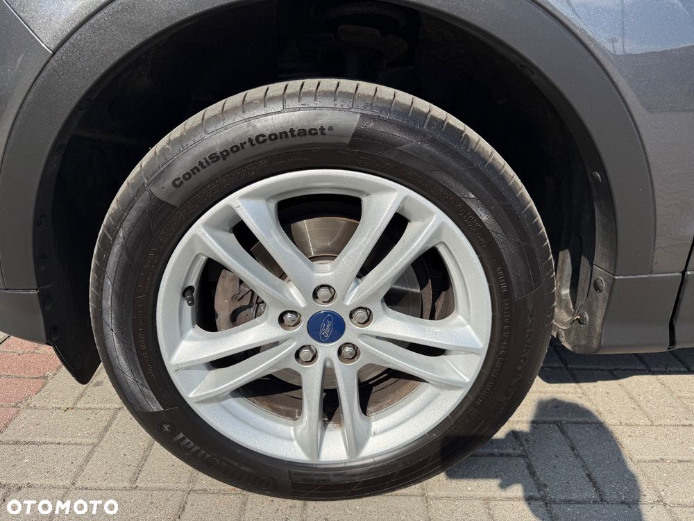 Ford Kuga 1.5 EcoBoost 2x4 Business Edition - 32