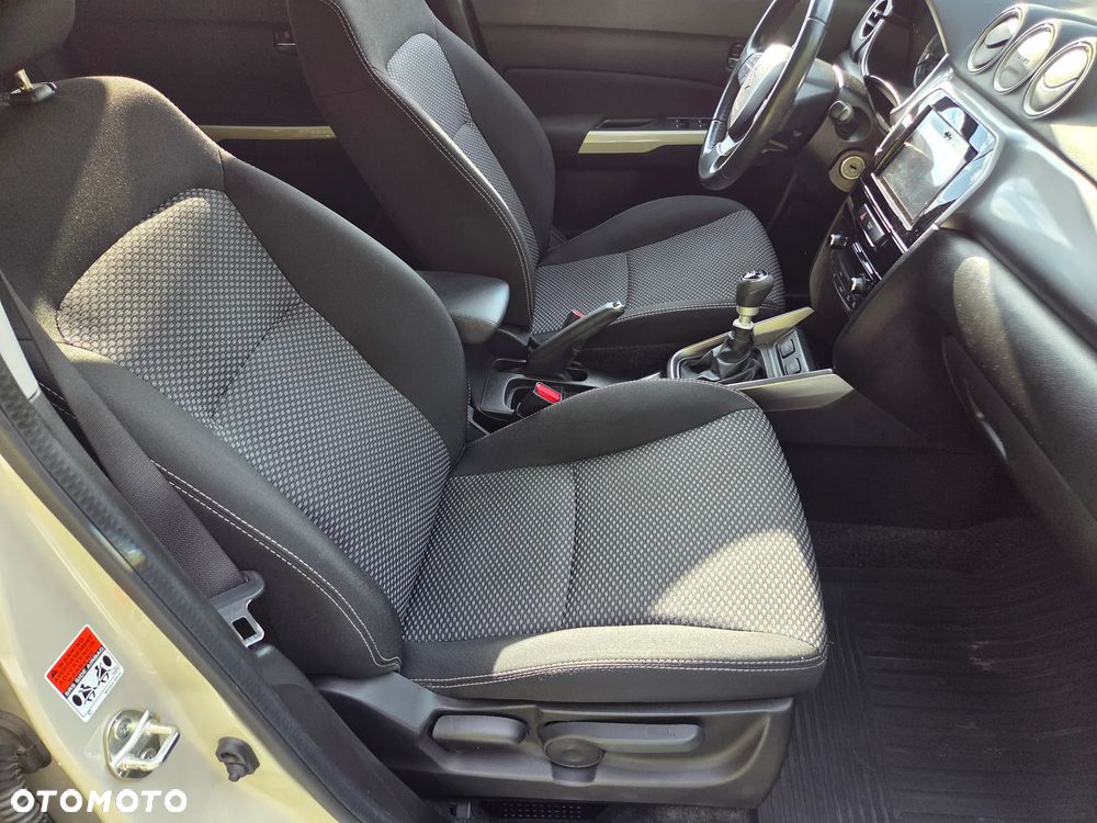 Suzuki Vitara - 14