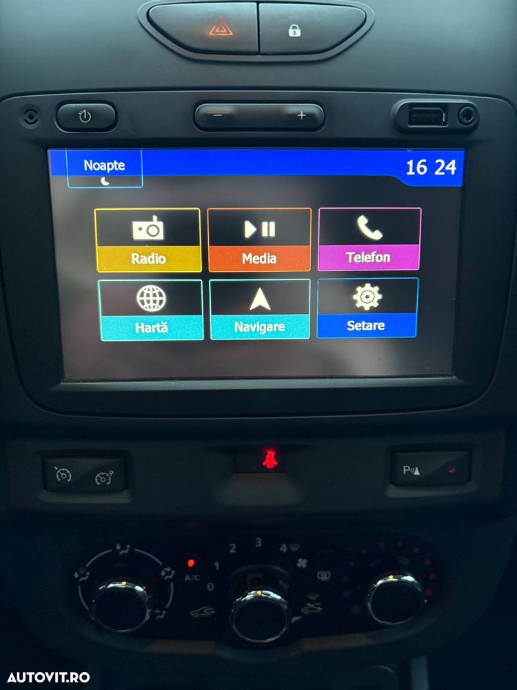 Dacia Duster 1.2 TCe 4x2 Laureate - 4