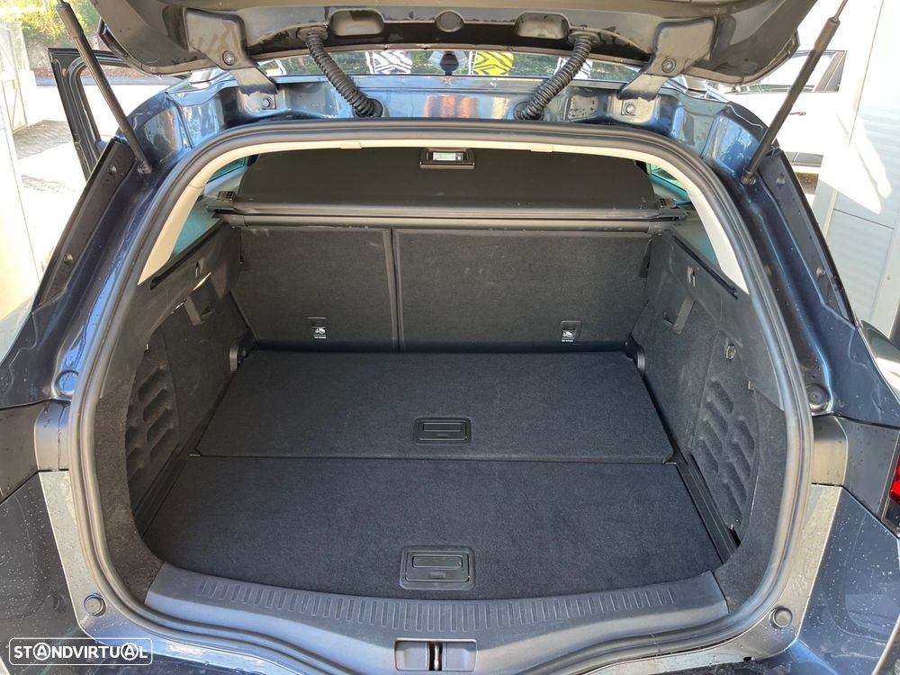 Renault Mégane Sport Tourer 1.5 Blue dCi Limited - 10