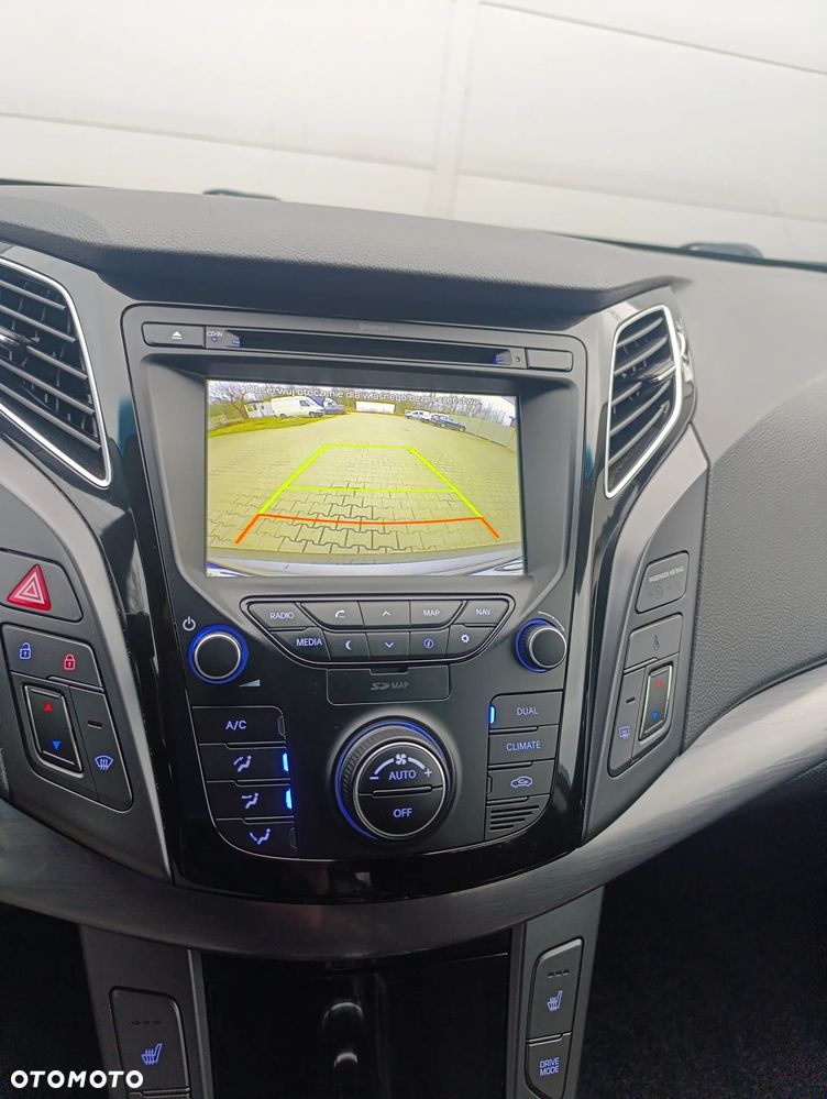 Hyundai i40 Kombi 1.7 CRDi DCT Trend - 26