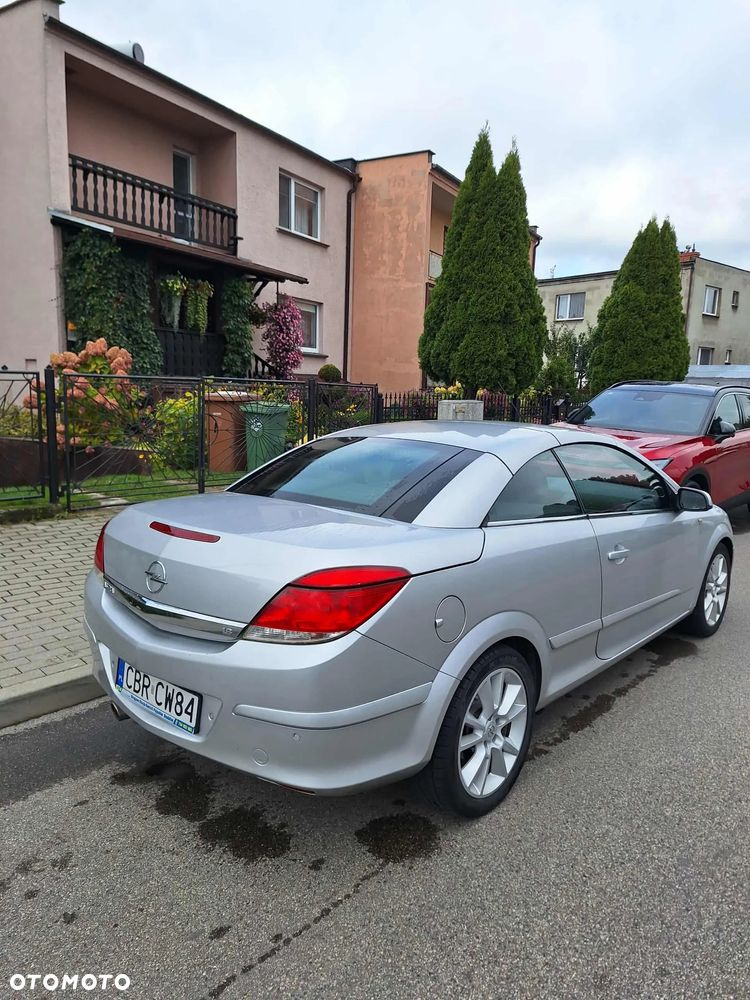 Opel Astra - 4