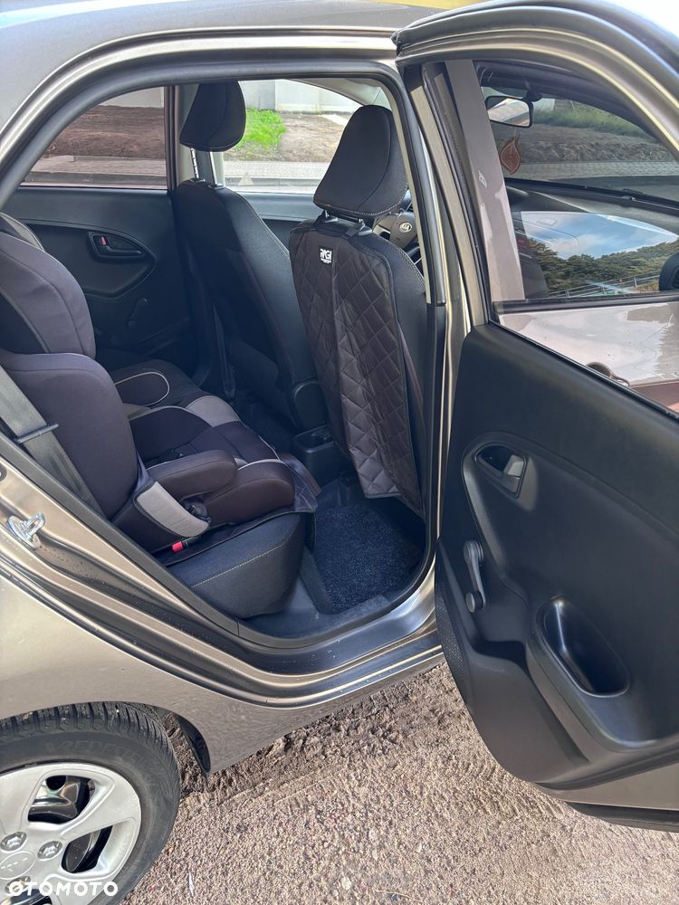 Kia Picanto 1.0 L - 7