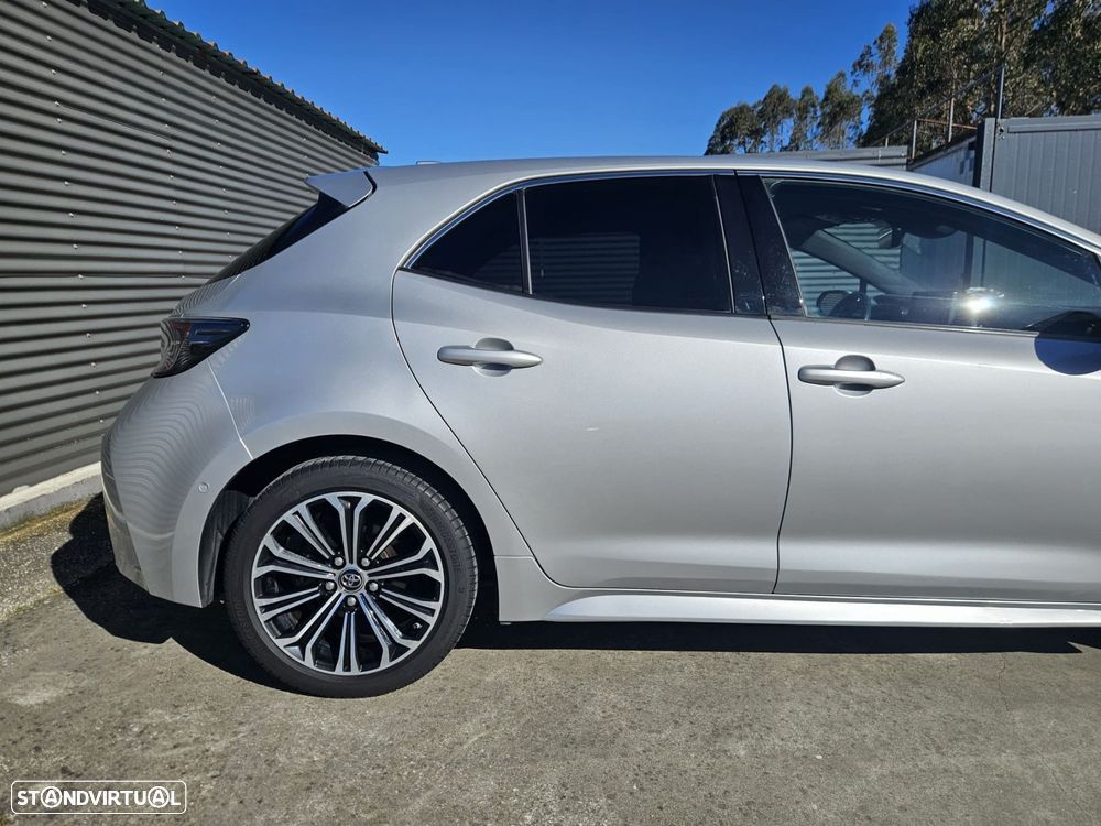 Toyota Corolla 1.8 Hybrid Exclusive - 8