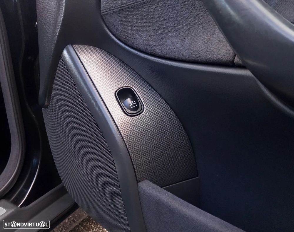 Mercedes-Benz C 220 - 28