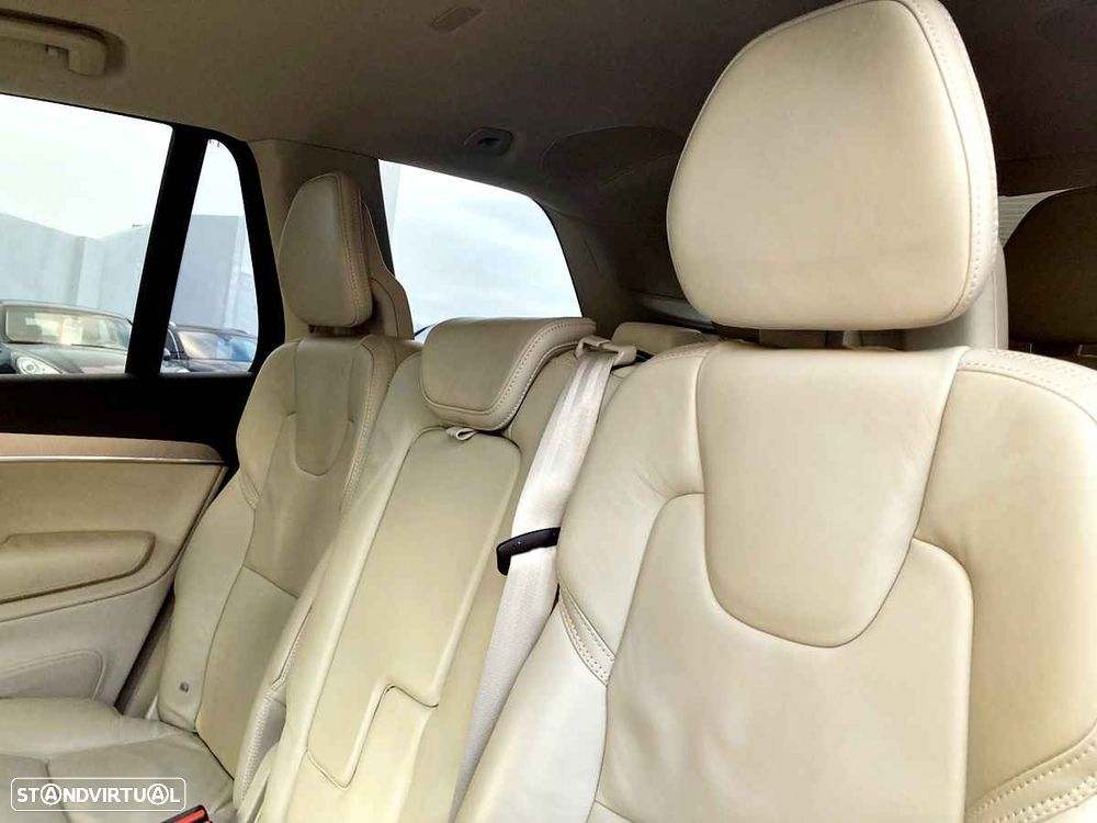 Volvo XC 90 2.0 D4 Inscription - 28