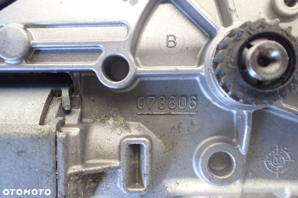 SILNICZEK SZYBERDACHU VOLKSWAGEN TOUAREG 5.0 8D0959591C - 6