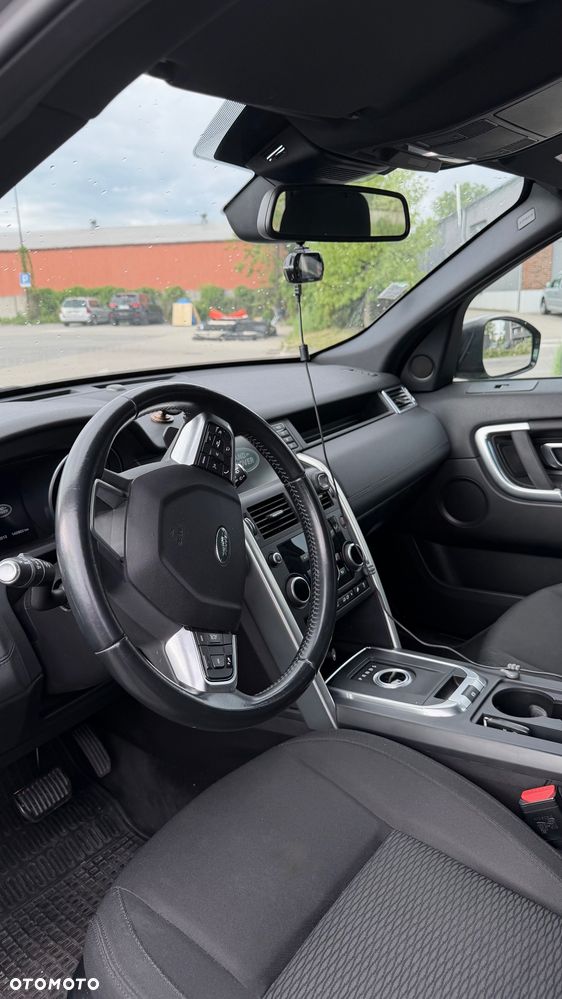 Land Rover Discovery Sport 2016 photo 5