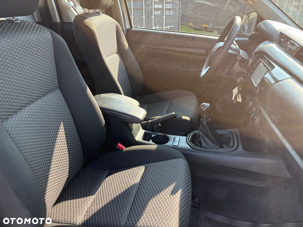 Toyota Hilux 4x4 Extra Cab Comfort - 13
