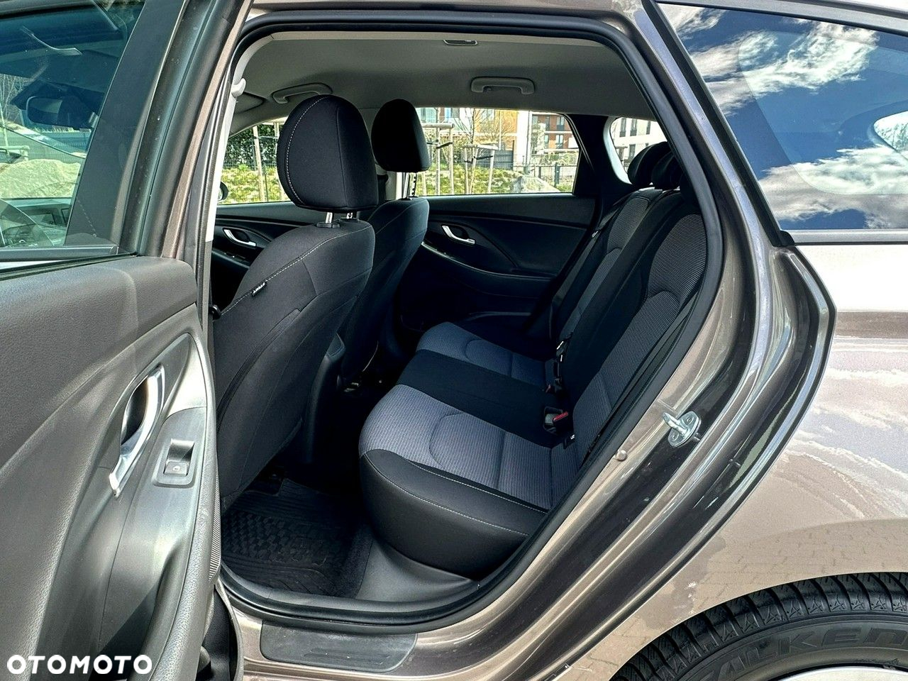Hyundai i30 1.5 DPI Classic + - 14