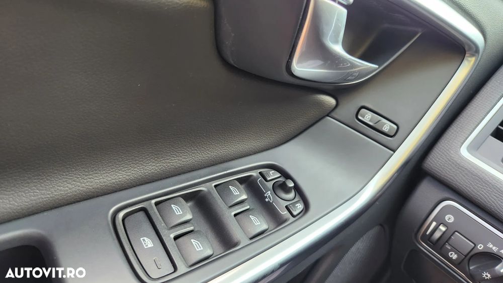 Volvo XC 60 D4 Geartronic Inscription - 15