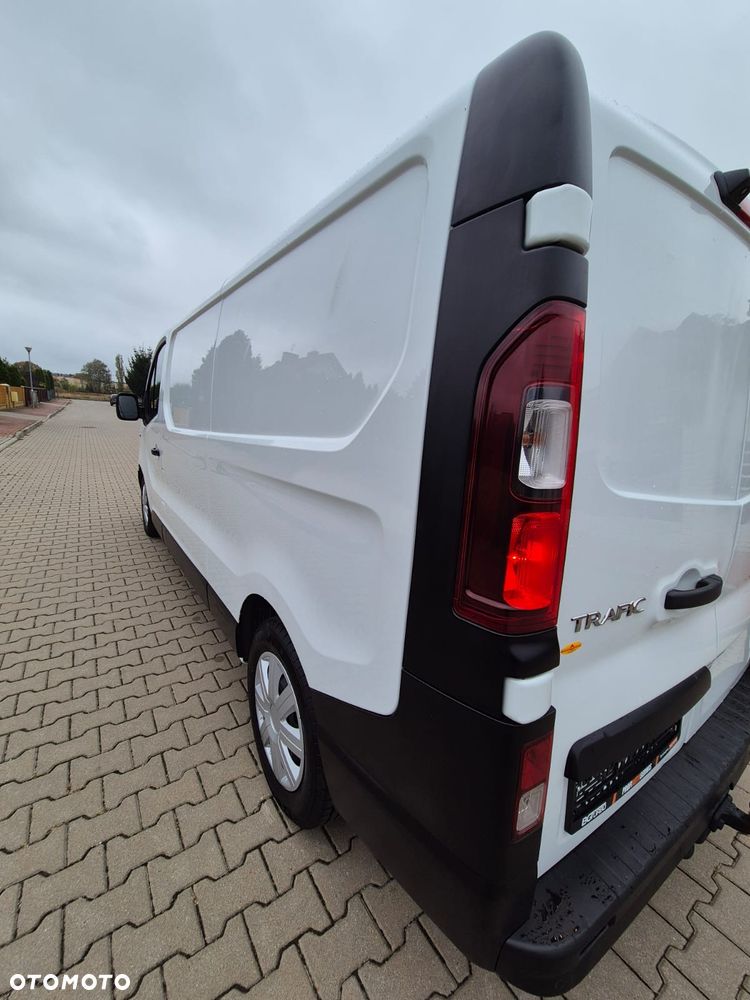 Renault Trafic Long 2016r 115Koni Nawi Kamera Klima Super stan 100% Bezwypadkowy - 15