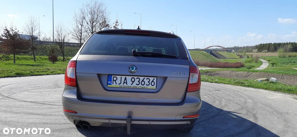 Skoda Superb 2.0 TDI Ambition - 3